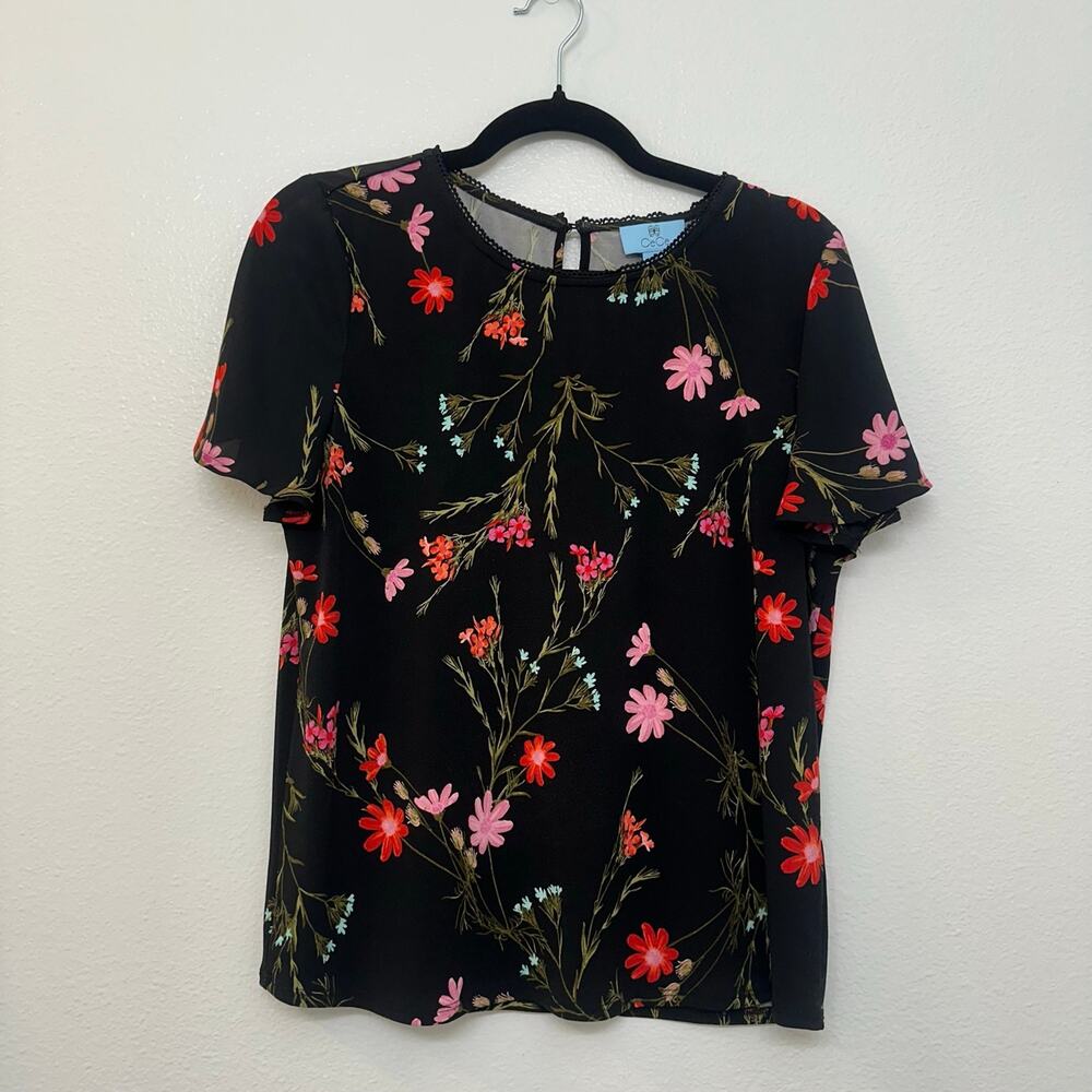 CeCe Blouse Size M